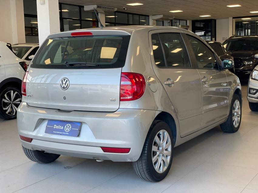 volkswagen fox 1.6 mi 8v flex 4p manual 201318
