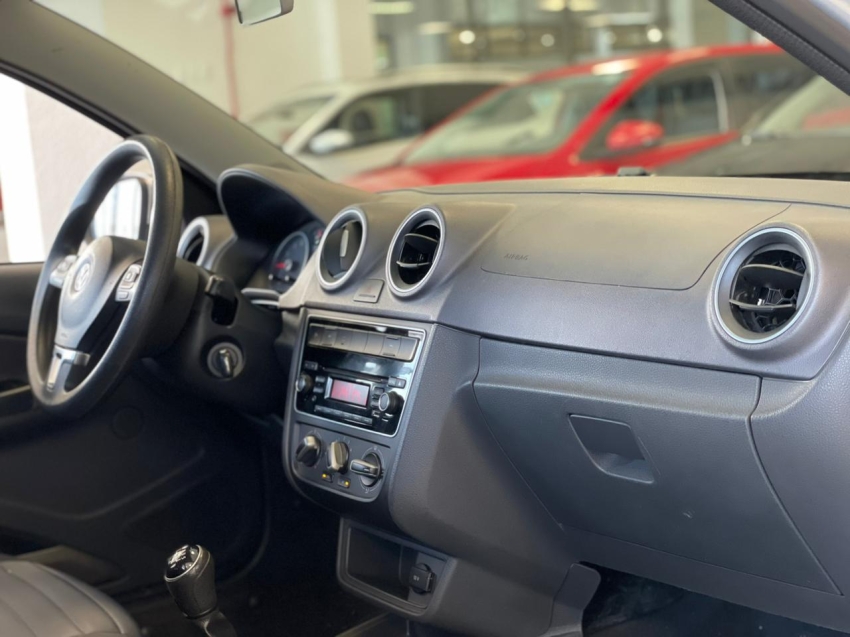 volkswagen gol 1.6 mi highline 8v flex 4p manual 201410