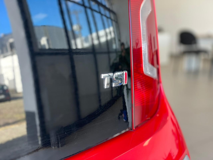 volkswagen cross up 1.0 tsi 12v flex 4p manual 201612