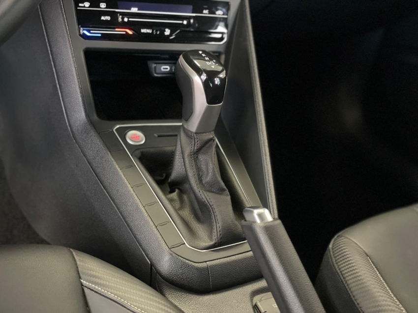 volkswagen nivus 1.0 200 tsi total flex highline automatico 4p 202511