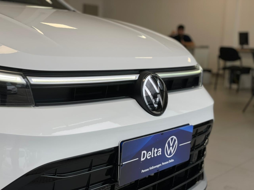 volkswagen nivus 1.0 200 tsi total flex highline automatico 4p 20253