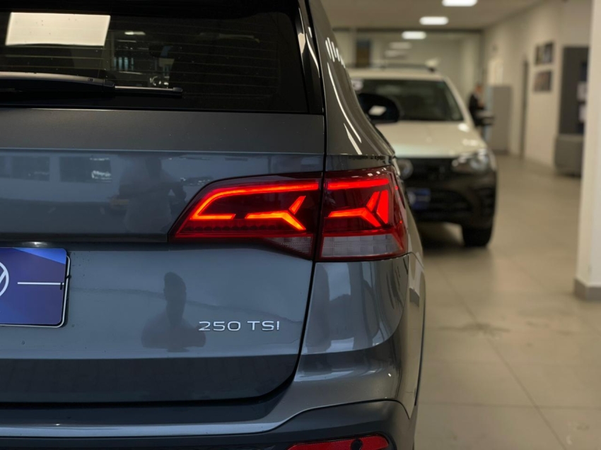 volkswagen taos 1.4 250 tsi total flex highline automatico 4p 202414