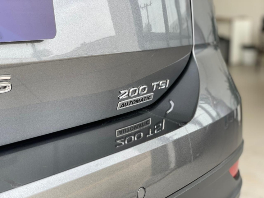 volkswagen t-cross 1.0 200 tsi total flex comfortline automatico 4p 202013