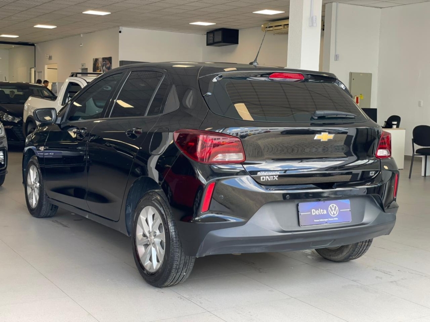 chevrolet onix 1.0 flex lt manual 4p 202317