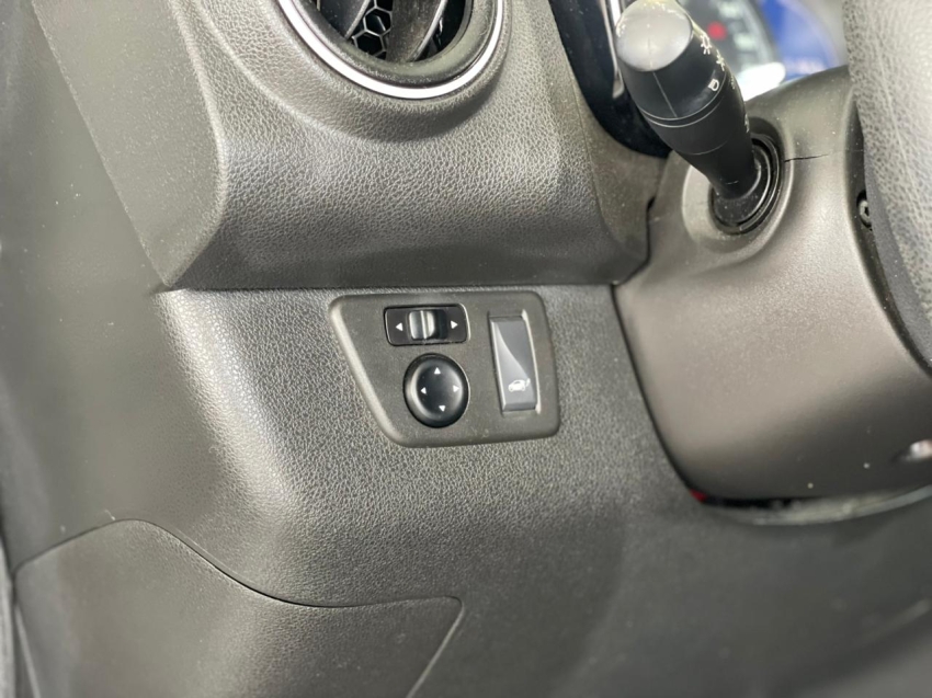 renault kwid 1.0 12v sce flex intense manual 4p 20185