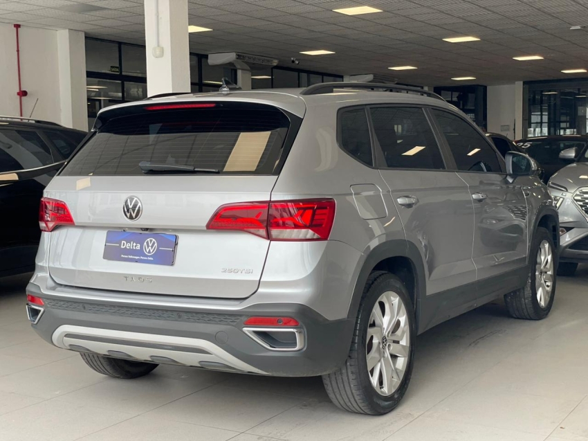 volkswagen taos 1.4 250 tsi total flex comfortline automatico 4p 202313