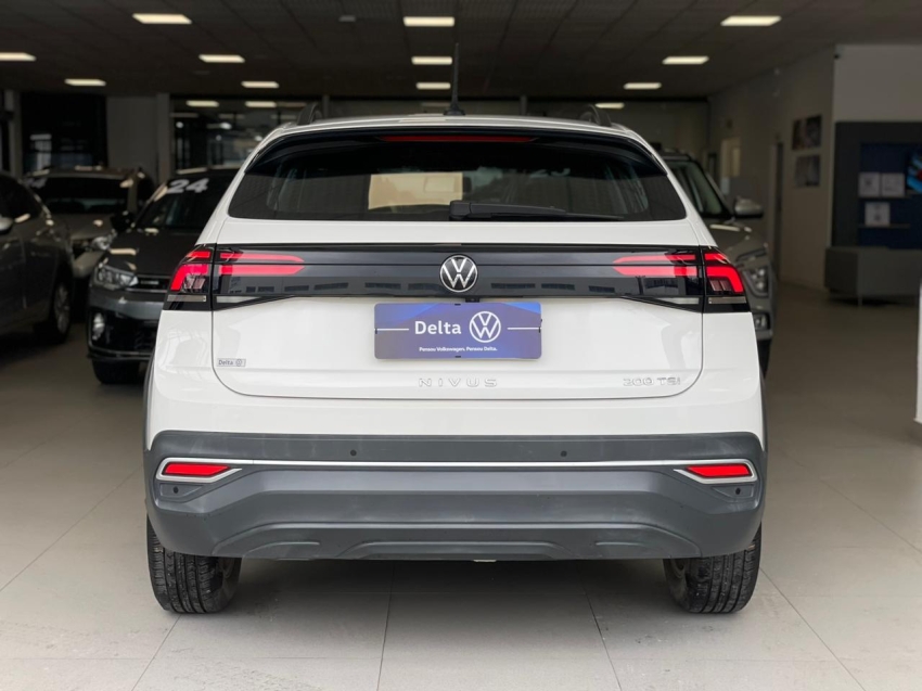 volkswagen nivus 1.0 200 tsi total flex comfortline automatico 4p 202216