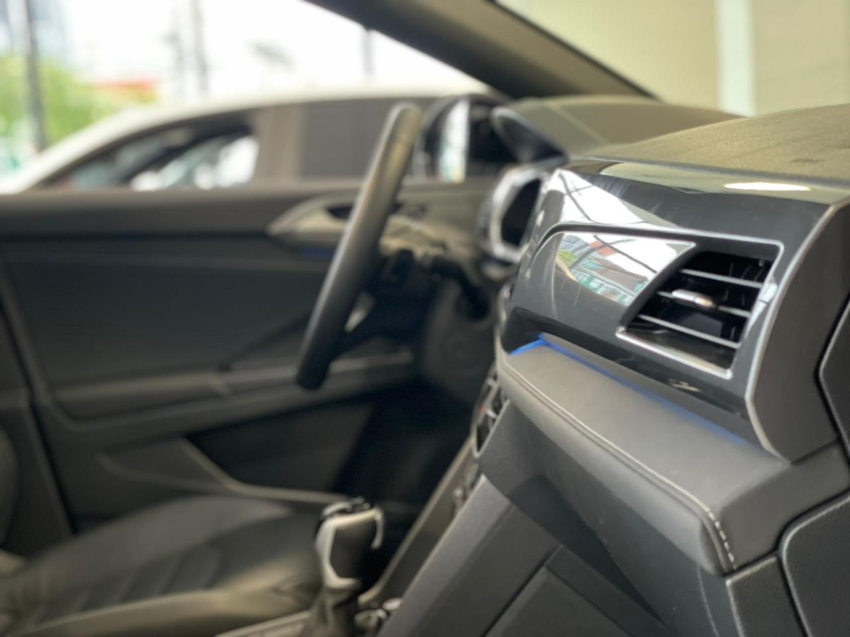 volkswagen taos 1.4 250 tsi total flex highline automatico 4p 202412