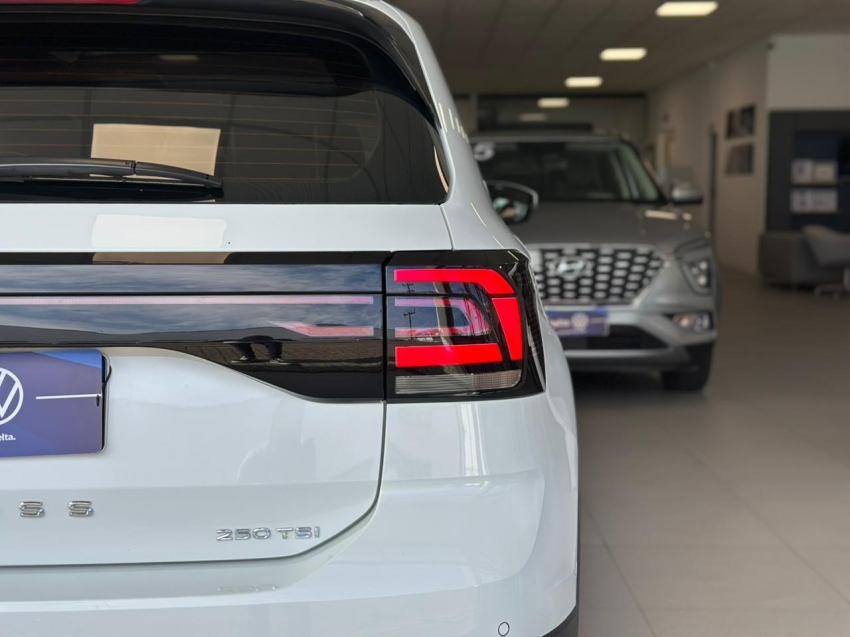 volkswagen t-cross 1.4 250 tsi total flex highline automatico 4p 202116