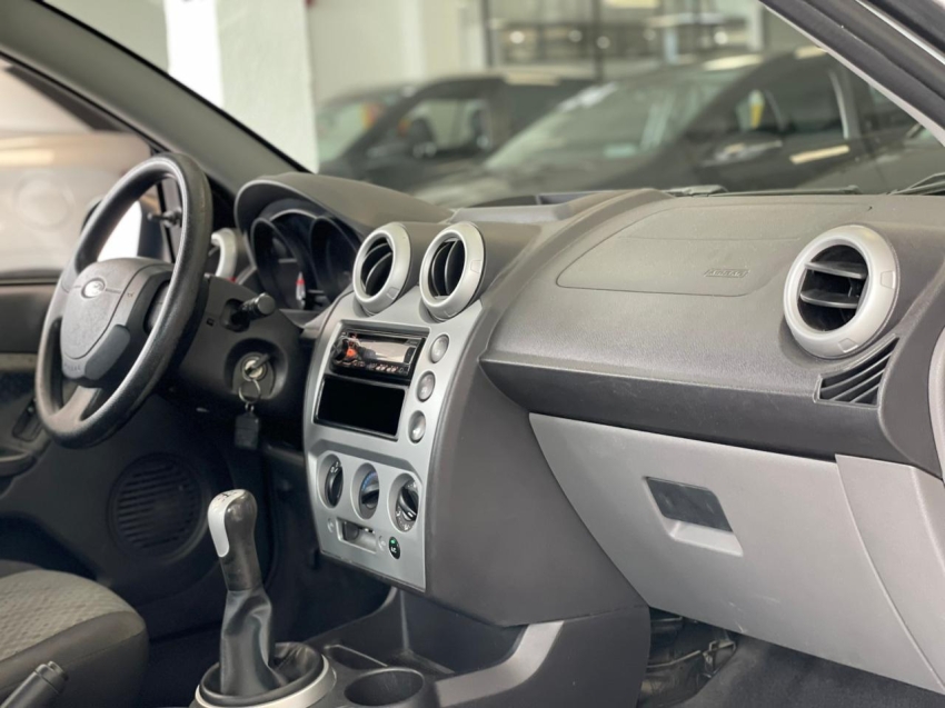 ford fiesta 1.0 rocam se 8v flex 4p manual 201410