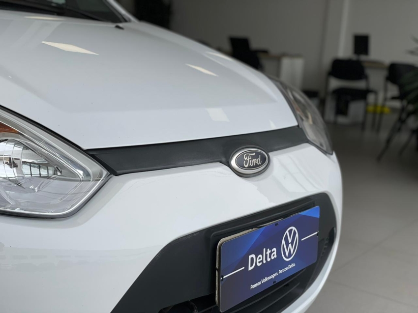 ford fiesta 1.0 rocam se 8v flex 4p manual 20143