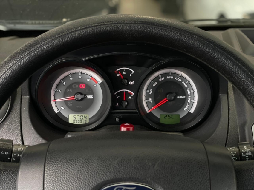 ford fiesta 1.0 rocam se 8v flex 4p manual 20145