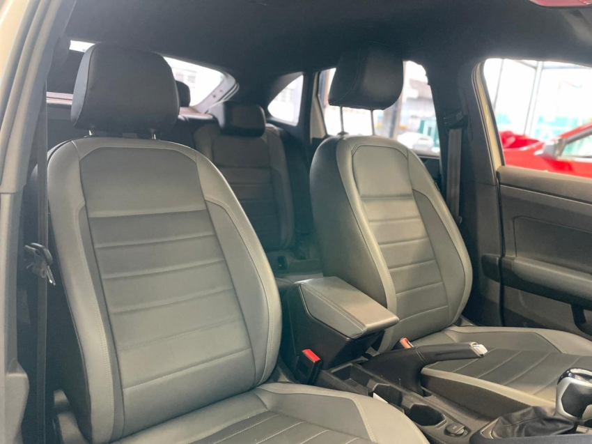 volkswagen nivus 1.0 200 tsi total flex highline automatico 4p 202312