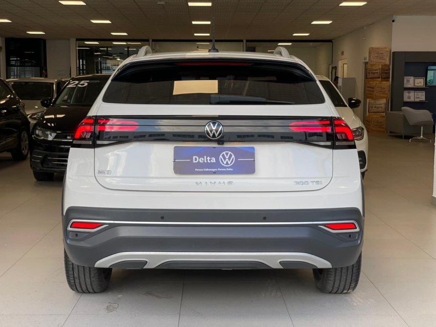 volkswagen nivus 1.0 200 tsi total flex highline automatico 4p 202314