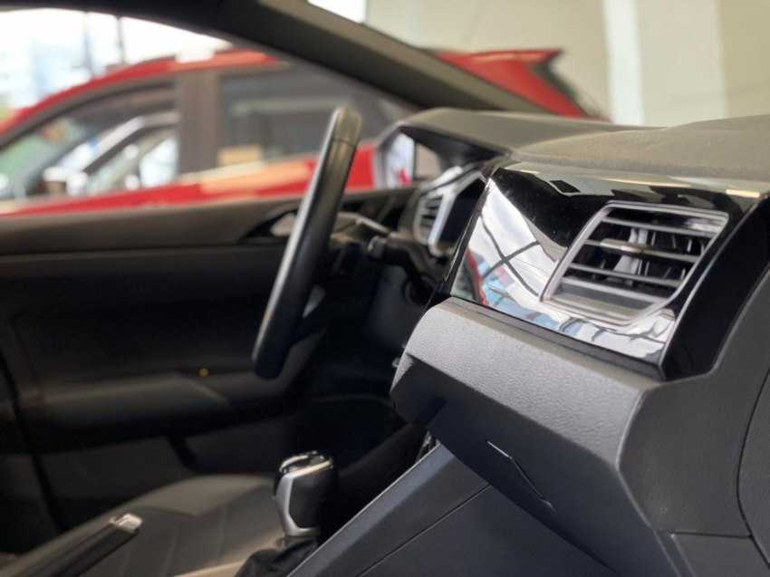 volkswagen nivus 1.0 200 tsi total flex highline automatico 4p 202310