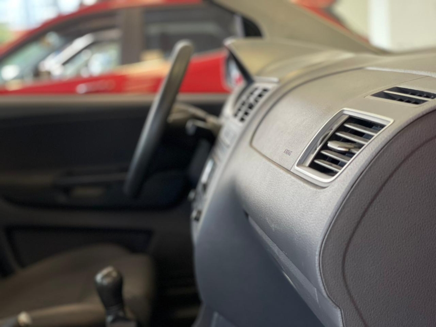 volkswagen fox 1.0 mpi trendline 12v flex 4p manual 201713