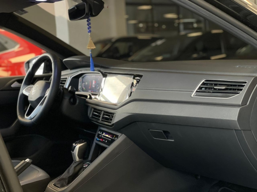 volkswagen nivus 1.0 200 tsi total flex highline automatico 4p 202410