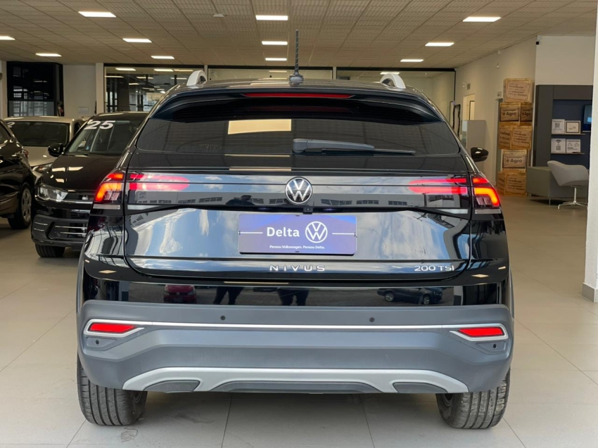volkswagen nivus 1.0 200 tsi total flex highline automatico 4p 202417