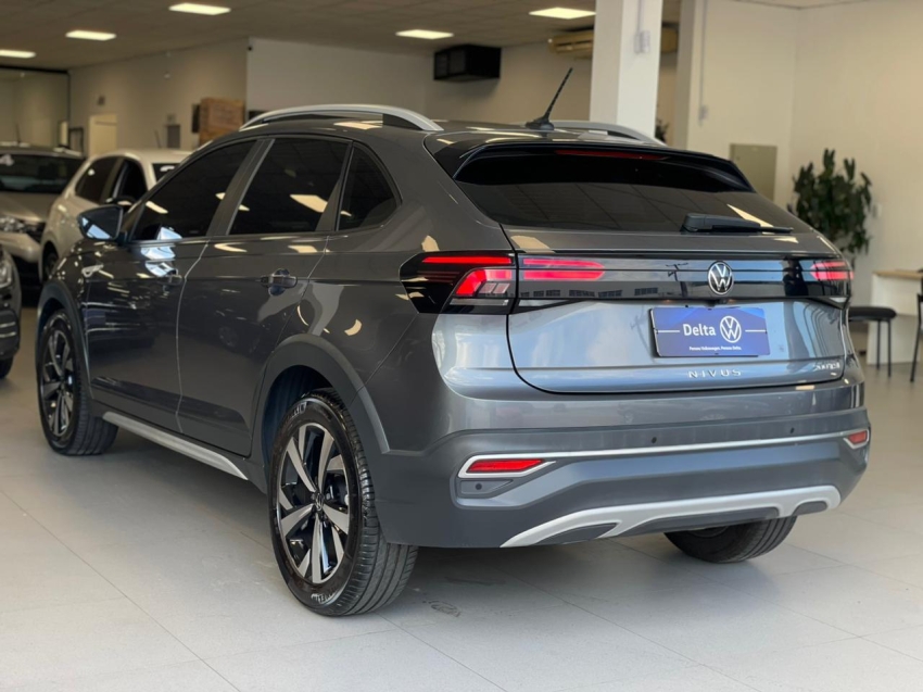 volkswagen nivus 1.0 200 tsi total flex highline automatico 4p 202118