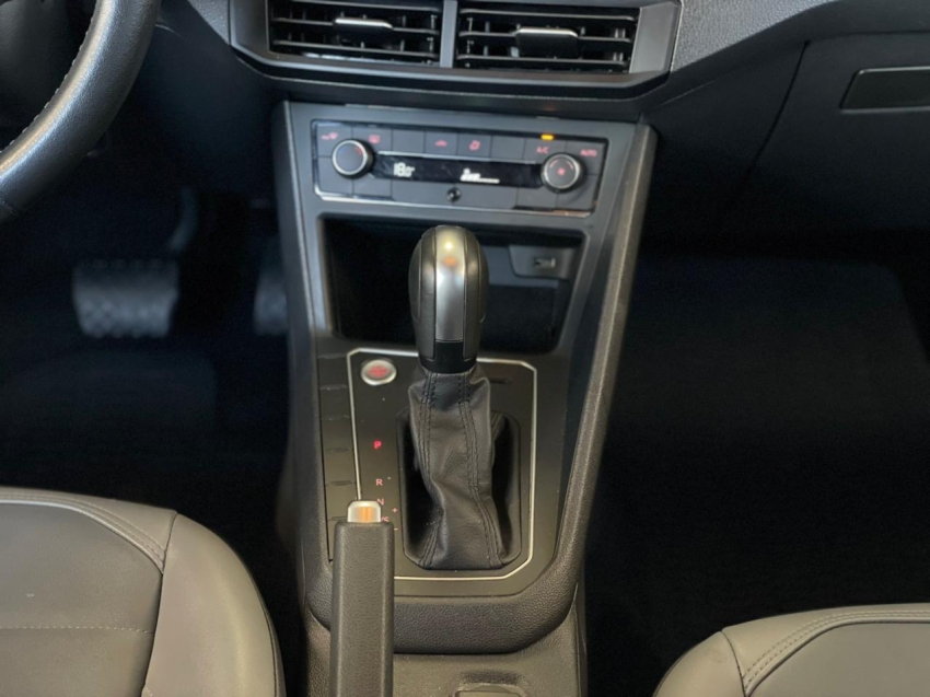 volkswagen nivus 1.0 200 tsi total flex highline automatico 4p 202110