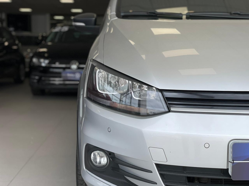 volkswagen fox 1.0 mpi track 12v flex 4p manual 20173