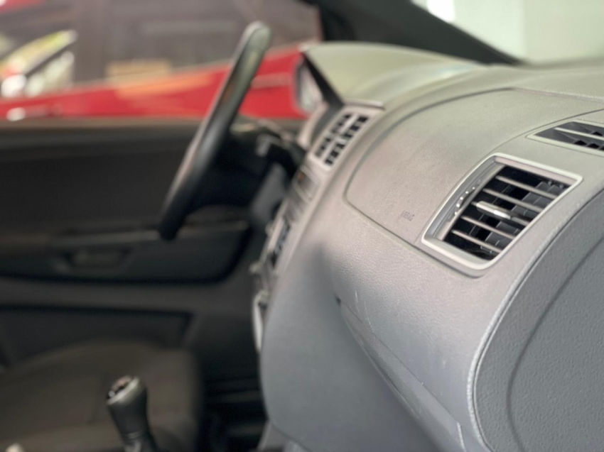 volkswagen fox 1.0 mpi track 12v flex 4p manual 201711