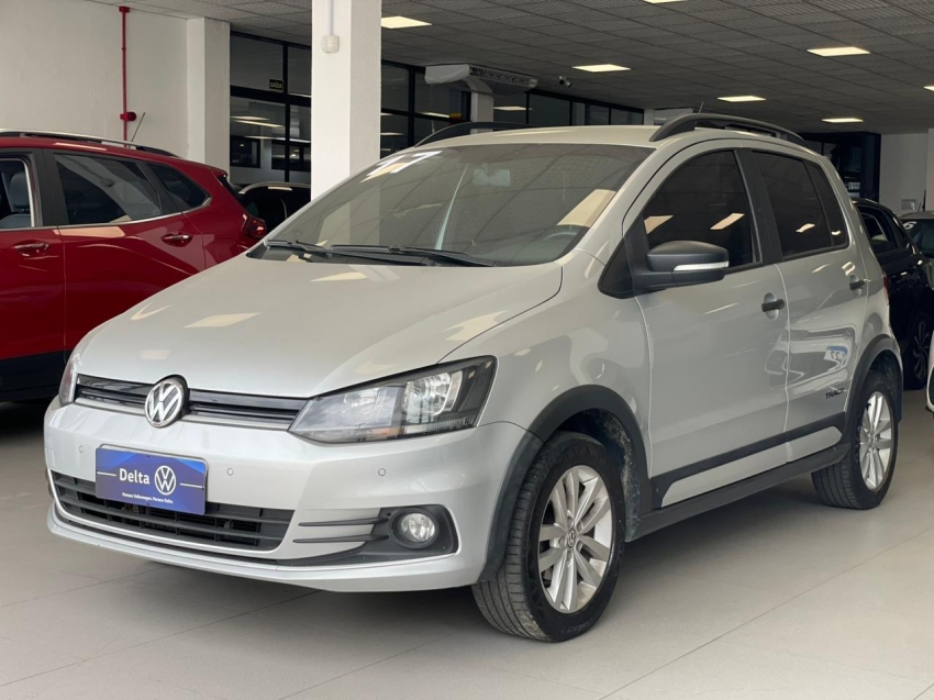 volkswagen fox 1.0 mpi track 12v flex 4p manual 2017