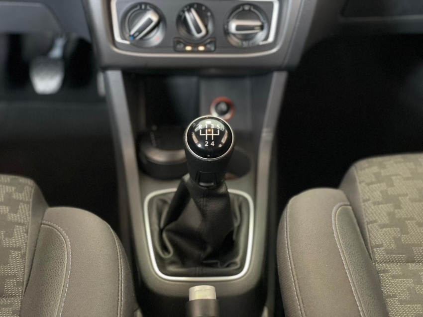 volkswagen fox 1.0 mpi track 12v flex 4p manual 201712