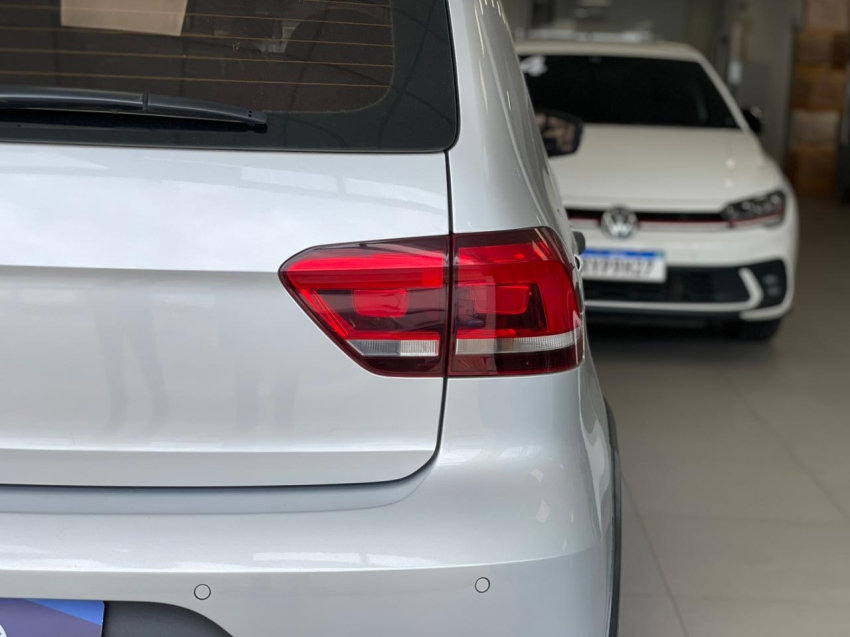 volkswagen fox 1.0 mpi track 12v flex 4p manual 201715