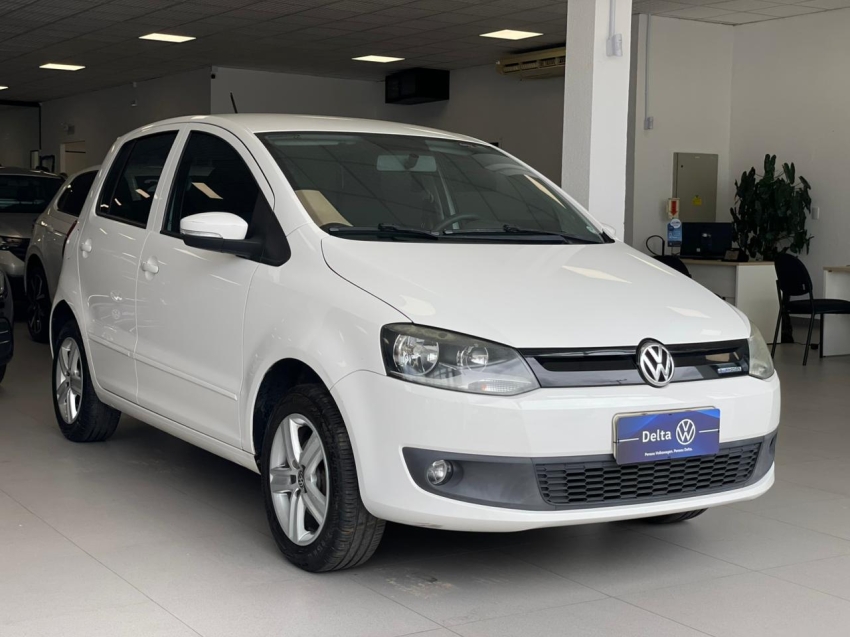 volkswagen fox 1.0 mi bluemotion 8v flex 4p manual 20142