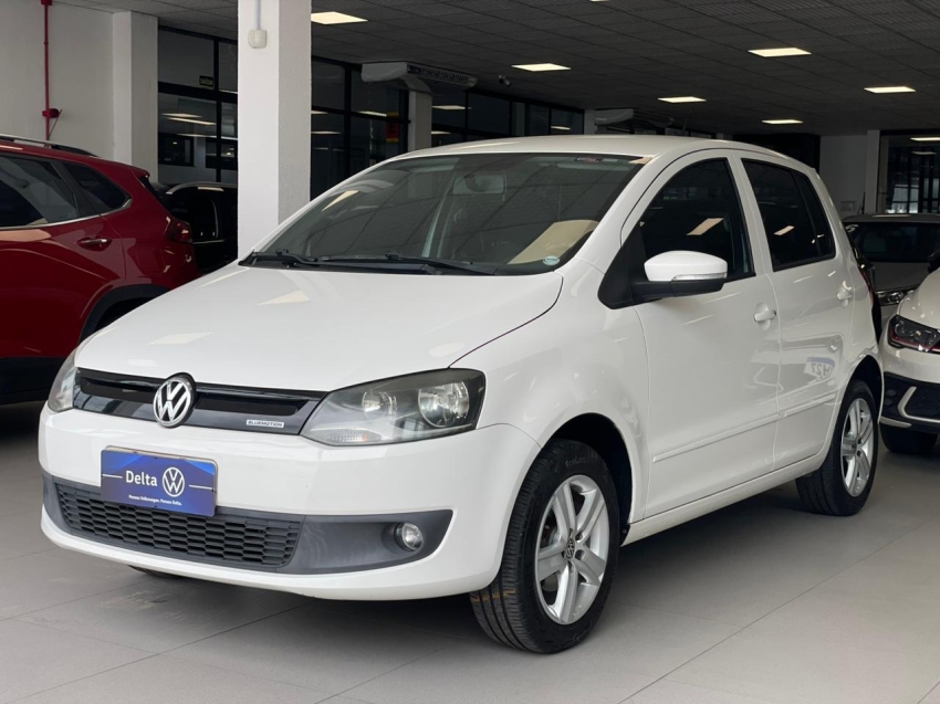 volkswagen fox 1.0 mi bluemotion 8v flex 4p manual 2014