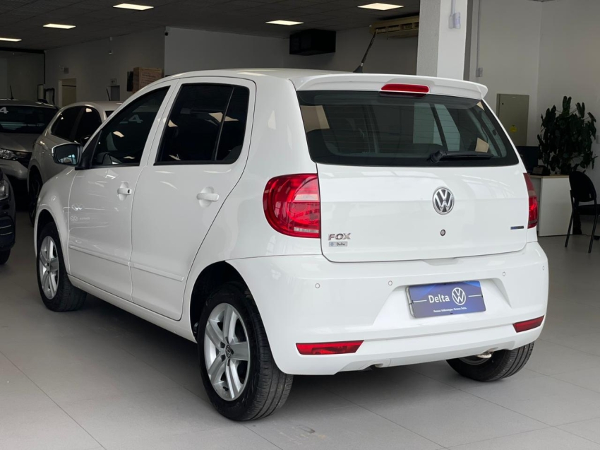 volkswagen fox 1.0 mi bluemotion 8v flex 4p manual 201418