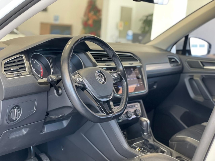 volkswagen tiguan 1.4 250 tsi total flex allspace comfortline tiptronic 4p automatico 20184