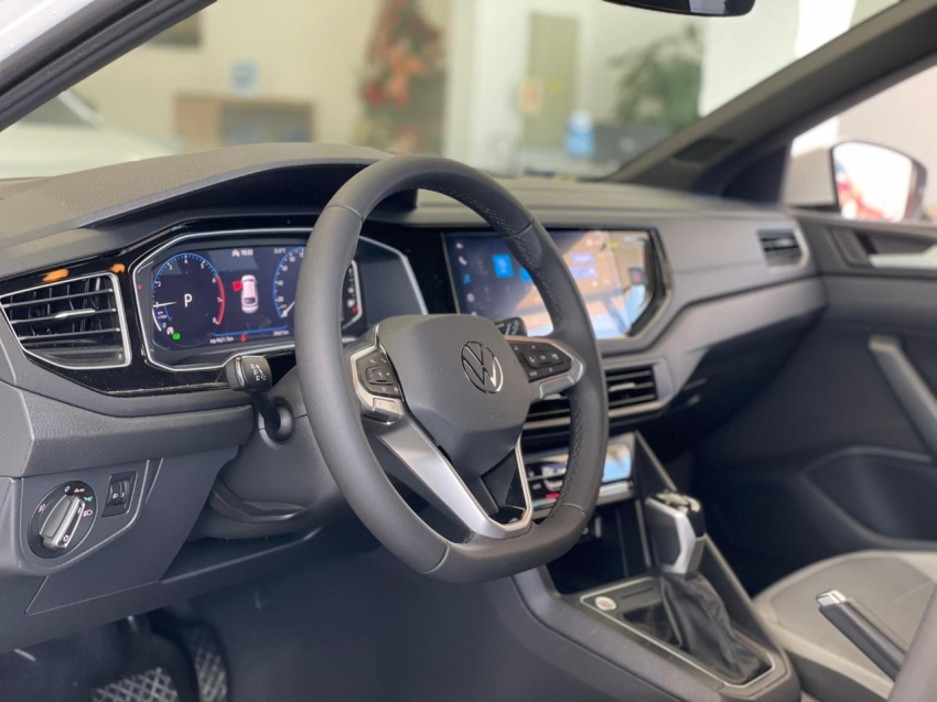 volkswagen nivus 1.0 200 tsi total flex highline automatico 4p 20245