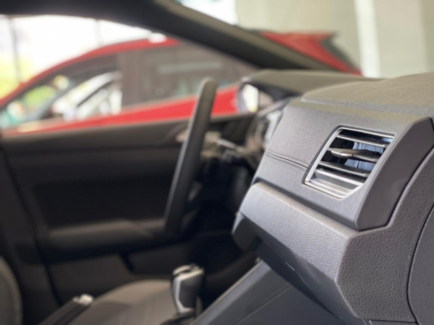 volkswagen nivus 1.0 200 tsi total flex highline automatico 4p 202413