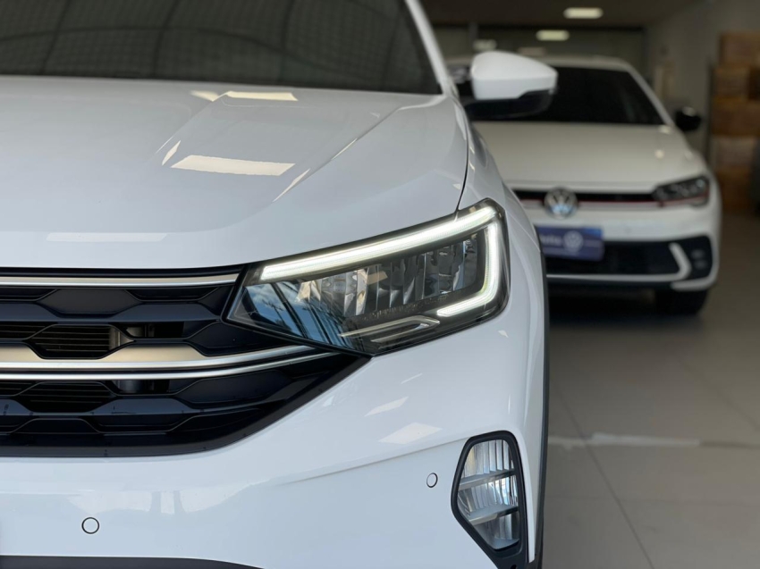 volkswagen nivus 1.0 200 tsi total flex highline automatico 4p 20243