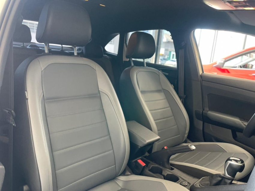 volkswagen nivus 1.0 200 tsi total flex highline automatico 4p 202412