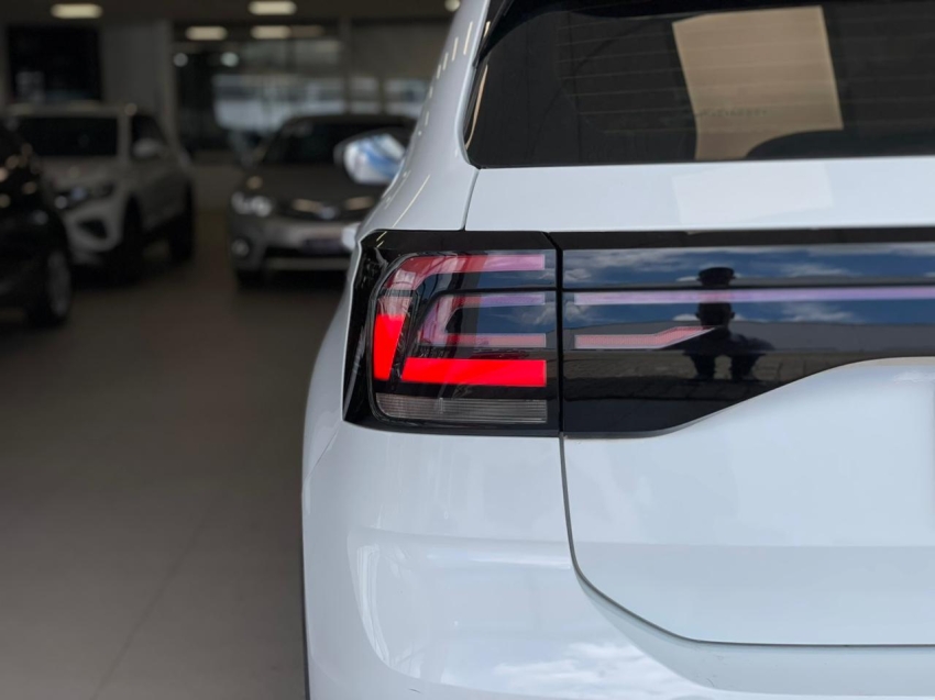 volkswagen t-cross 1.0 200 tsi total flex comfortline automatico 4p 202317