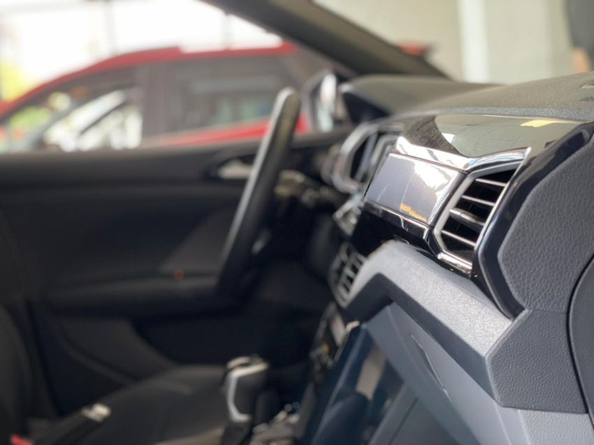 volkswagen t-cross 1.0 200 tsi total flex comfortline automatico 4p 202313