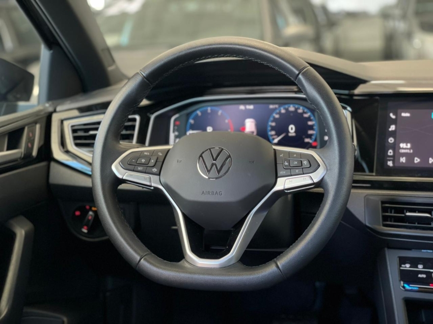 volkswagen nivus 1.0 200 tsi total flex highline automatico 4p 20236