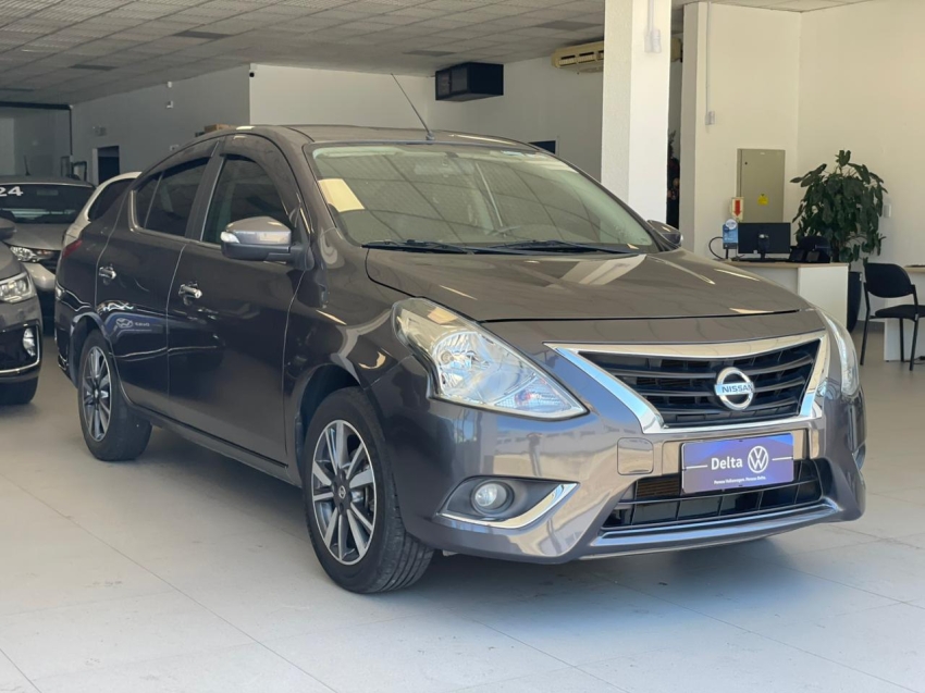nissan versa 1.6 16v flexstart sl 4p xtronic flex automatico 20183