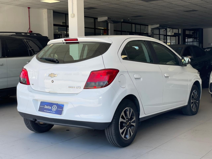 chevrolet onix 1.4 mpfi ltz 8v flex 4p manual 201517