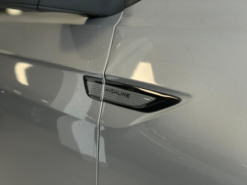 volkswagen t-cross 1.4 250 tsi total flex highline automatico 4p 20244