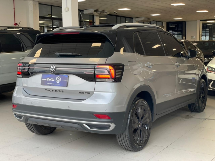volkswagen t-cross 1.4 250 tsi total flex highline automatico 4p 202416