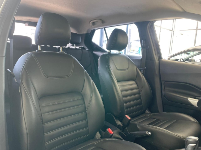 nissan kicks 1.6 16v flexstart sv 4p xtronic flex automatico 202010