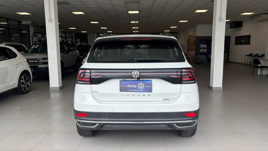 volkswagen t-cross 1.0 200 tsi total flex comfortline automatico 4p 202010