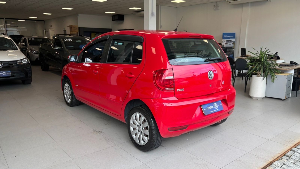 volkswagen fox 1.0 mi 8v flex 4p manual 201411