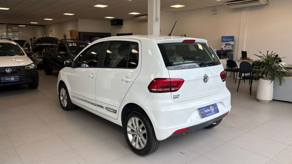 volkswagen fox 1.6 msi total flex connect 4p manual 202010