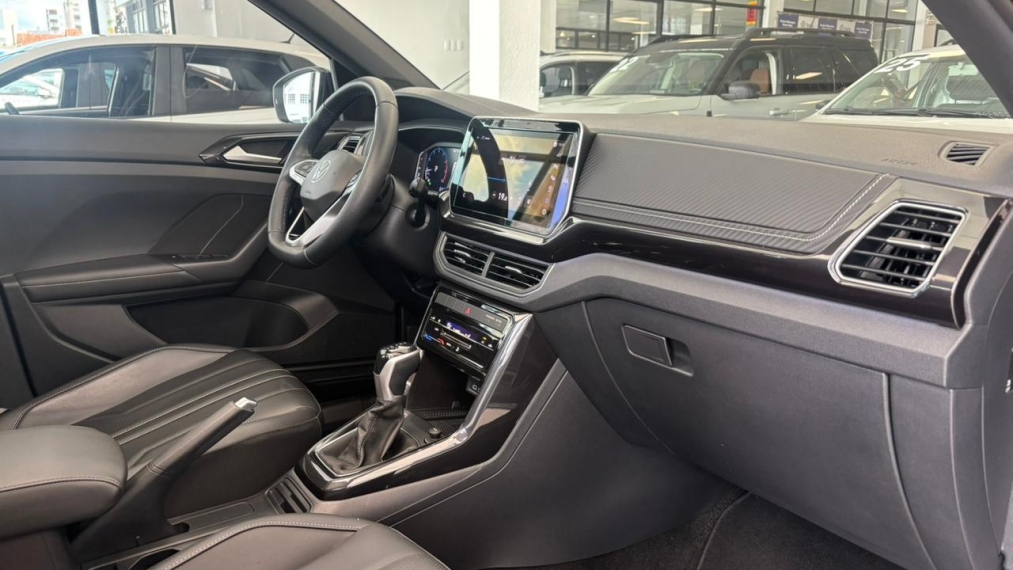 volkswagen t-cross 1.4 250 tsi total flex highline automatico 4p 202510