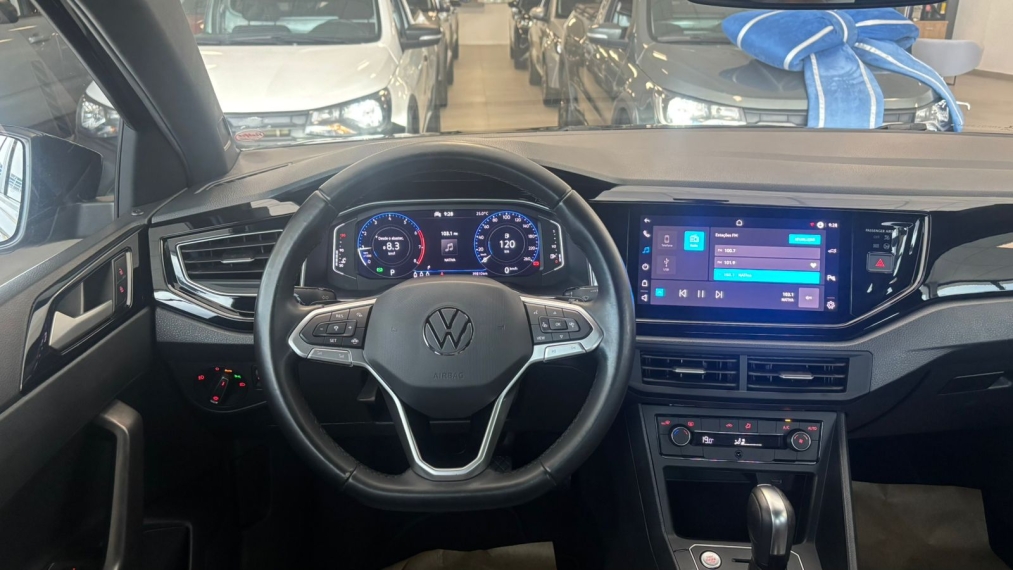 volkswagen nivus 1.0 200 tsi total flex highline automatico 4p 20215